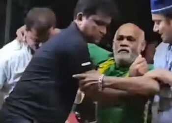 ಮದ್ಯ ಕುಡಿದು ರಸ್ತೆಯಲ್ಲೇ ತೂರಾಡಿದ ಮಾಜಿ ಕ್ರಿಕೆಟಿಗ ವಿನೋದ್ ಕಾಂಬ್ಳಿಗೆ; ವಿಡಿಯೋ ವೈರಲ್