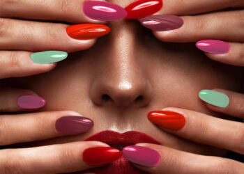 ನೈಲ್ ಪಾಲಿಶ್ ಹೆಚ್ಚು ಬಳಸುವುದರಿಂದ ಏನೆಲ್ಲಾ ಅಡ್ಡ ಪರಿಣಾಮಗಳಾಗುತ್ತವೆ ಗೊತ್ತಾ.?