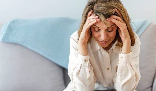 ಋತುಬಂಧದ ಸಂದರ್ಭದಲ್ಲಿ ಮಹಿಳೆಯರಲ್ಲಿ ಈ ಬದಲಾವಣೆಗಳಾಗುತ್ತದೆ.!