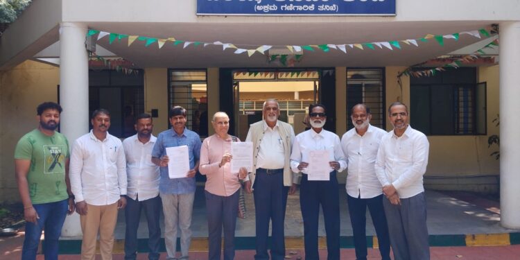 ಕುಮಾರಸ್ವಾಮಿ ವಿರುದ್ಧ ಕೂಡಲೇ ಕ್ರಮ ಕೈಗೊಳ್ಳಿ – ಲೋಕಾಯುಕ್ತಗೆ ನೈಜ ಹೋರಾಟಗಾರರ ವೇದಿಕೆ ಆಗ್ರಹ !