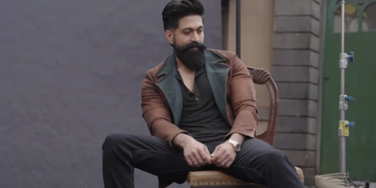 ಟಾಕ್ಸಿಕ್ ಸೆಟ್ಸ್ ನಲ್ಲಿ ರಾಕಿ ಸ್ಟೈಲಿಶ್ ಲುಕ್ – ಸಿನಿಮಾ ಬಗ್ಗೆ ಯಶ್ ರಿವೀಲ್ ಮಾಡಿದ್ದೇನು ?!