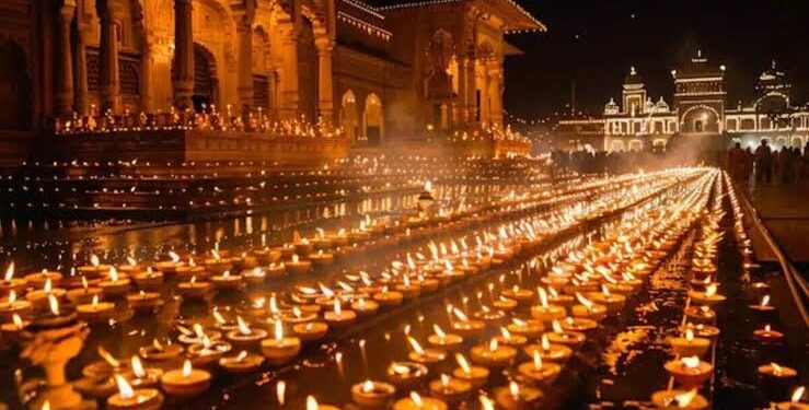 ಅದ್ಧೂರಿ ದೀಪೋತ್ಸವಕ್ಕೆ ಸಾಕ್ಷಿಯಾದ ಅಯೋಧ್ಯೆ ! ಸರಯು ನದಿ ತೀರದಲ್ಲಿ ಬೆಳಗಿದ 30 ಲಕ್ಷ ದೀಪಗಳು !