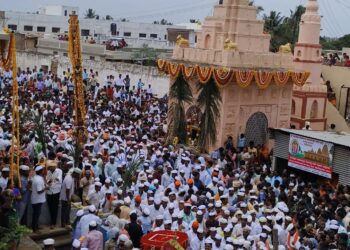 ಶ್ರೀ ಅಲ್ಲಮಪ್ರಭು ಜಾತ್ರೆ ಸಂಭ್ರಮ ಜೋರು – ಒಂದು ತಿಂಗಳ ಕಾಲ ನಡೆಯಲಿದೆ ಜಾತ್ರಾ ಮಹೋತ್ಸವ !