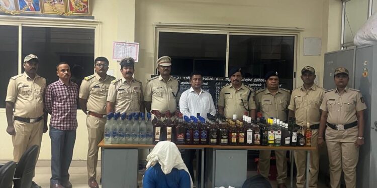 ಬೆಂಗಳೂರಿನ ಮನೆಯಲ್ಲಿ ಗೋವಾ ಲಿಕ್ಕರ್ ವಶಕ್ಕೆ – 5 ಲಕ್ಷ ಮೌಲ್ಯದ 151 ಲೀಟರ್ ಮದ್ಯ ಸೀಜ್ !