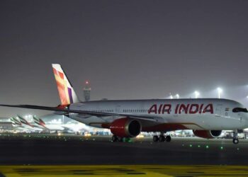 ವಿಮಾನದ ಆಸನದ ಹಿಂಭಾಗದ ಪರ್ಸ್‌ ನಲ್ಲಿ ಮದ್ದು ಗುಂಡು ಪತ್ತೆ