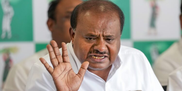 ರಾಜ್ಯ ಸರ್ಕಾರಕ್ಕೆ ಗ್ಯಾರಂಟಿ ಯೋಜನೆಗಳು ಹೊರೆಯಾಗಿಲ್ಲ – ಅಚ್ಚರಿ ಹೇಳಿಕೆ ನೀಡಿದ ಹೆಚ್‌ಡಿಕೆ !