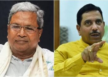 ಹೆಚ್.ಡಿ.ಕೆ ಸಿಎಂ ಖುರ್ಚಿ ಕೆಡವಿದ್ದೇ ಸಿದ್ದರಾಮಯ್ಯ !! ಶಾಸಕರನ್ನ ಬಿಜೆಪಿಗೆ ಕಳುಹಿಸಿದ್ದೇ ಸಿದ್ದು ಎಂದ ಜೋಶಿ !