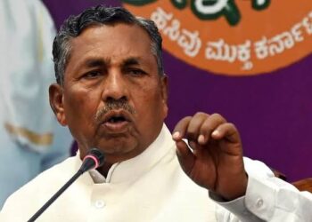 ಸಚಿವ ಕೆ.ಹೆಚ್.ಮುನಿಯಪ್ಪಗೆ ಸಂಪುಟ ಪುನಾರಚನೆ ಟೆನ್ಶನ್ – ಪುತ್ರಿಗೆ ಸ್ಥಾನ ಕಲ್ಪಿಸಲು ಒದ್ದಾಟ ! 