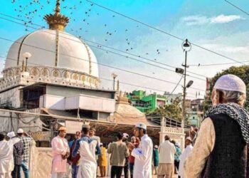 ರಾಜಸ್ಥಾನದ ಅಜ್ಮೀರ್ ದರ್ಗಾವೂ ಹಿಂದೂ ದೇವಾಲಯ ?! ದರ್ಗಾಗೆ ನೋಟೀಸ್ ಜಾರಿ ಮಾಡಿದ ಕೋರ್ಟ್ ! 