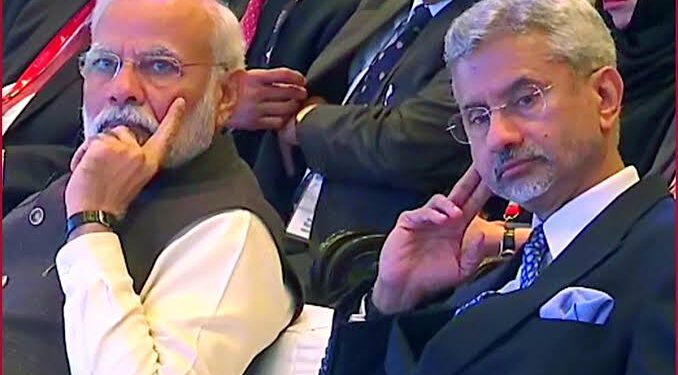 ಬಾಂಗ್ಲಾದಲ್ಲಿ ಹಿಂದೂಗಳ ಮೇಲೆ ದೌರ್ಜನ್ಯ ! ಪ್ರಧಾನಿ ಮೋದಿ ಮತ್ತು ಜೈಶಂಕರ್ ಮಹತ್ವದ ಮಾತುಕತೆ !