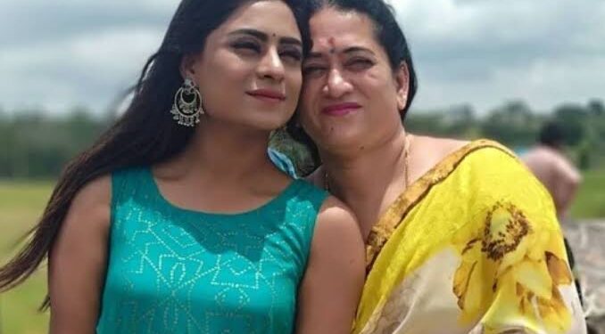 ನಟಿ ದೀಪಿಕಾ ದಾಸ್ ತಾಯಿಗೆ ಫೋನ್ ನಲ್ಲಿ ಬೆದರಿಕೆ ! ದೂರು ದಾಖಲಿಸಿದ ಪದ್ಮಲತಾ ! 