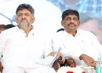 ಡಿಕೆ ಸುರೇಶ್ ಗೆ ಒಲಿಯುತ್ತಾ ಕೆಪಿಸಿಸಿ ಅಧ್ಯಕ್ಷ ಗಾದಿ ?! ಸಹೋದರನ ಬೆನ್ನಿಗೆ ನಿಂತ ಡಿಕೆಶಿ !