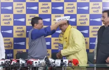 ಆಮ್ ಆದ್ಮಿ ಪಕ್ಷ ಸೇರಿದ ಎರಡು ಬಾರಿಯ ಬಿಜೆಪಿ ಶಾಸಕ ಅನಿಲ್ ಝಾ