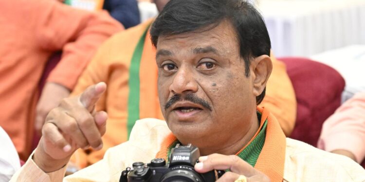 ಬಿಜೆಪಿ ಶಾಸಕ ಮುನಿರತ್ನ ವಿರುದ್ಧ ಚಾರ್ಜ್ಶೀಟ್ ಸಲ್ಲಿಕೆ..