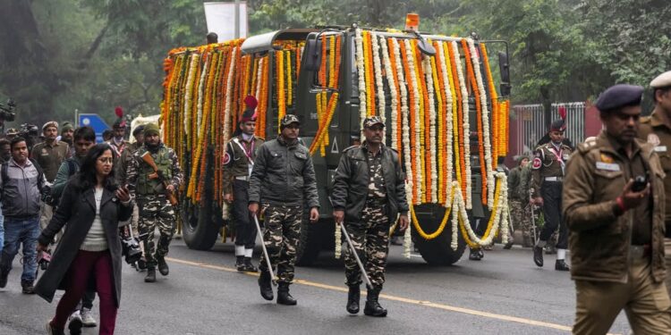 ಕಾಂಗ್ರೆಸ್ ಮುಖಂಡರಿಂದ ಮನಮೋಹನ್ ಸಿಂಗ್ ಅವರಿಗೆ ಅಂತಿಮ ನಮನ