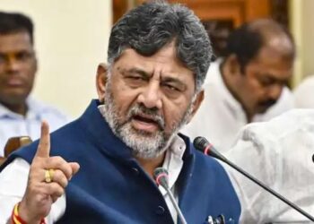 ನಾನಿನ್ನು ಸತ್ತಿಲ್ಲ, ಬದುಕಿದ್ದೇನೆ. ಈ ಡಿ.ಕೆ. ಶಿವಕುಮಾರ್ ಇನ್ನು ಕಾಂಗ್ರೆಸ್ ಪಕ್ಷದ ಅಧ್ಯಕ್ಷ:ಡಿಸಿಎಂ ಡಿ.ಕೆ. ಶಿವಕುಮಾರ್