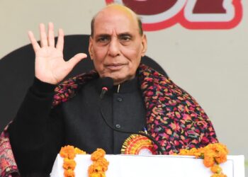 ಭಾರತದ ಗಡಿ ಸಮೀಪ ಚೀನಾ ಮೆಗಾ ಅಣೆಕಟ್ಟು ನಿರ್ಮಾಣ; ಭಾರತ ಅಲರ್ಟ್‌ ಆಗಿದೆ ; ರಕ್ಷಣಾ ಸಚಿವ