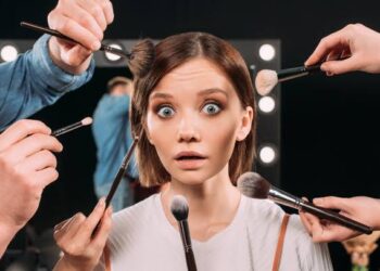 ಪ್ರತಿದಿನ ಮೇಕಪ್ ಬಳಸುವುದರಿಂದ, ತ್ವಚೆಗೆ ಆಗುವ ಅಡ್ಡ ಪರಿಣಾಮಗಳೇನು ಗೊತ್ತಾ?