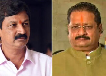 ರಮೇಶ್ ಜಾರಕಿಹೊಳಿ ನಿವಾಸದಲ್ಲಿ ಅತೃಪ್ತರ ಡಿನ್ನರ್ ಮೀಟಿಂಗ್ ..! ಬಿಜೆಪಿ ಪಾಳಯದಲ್ಲಿ ಭಿನ್ನಮತ ಬ್ಲಾಸ್ಟ್ ?!