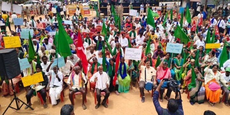 3 ವರ್ಷದಿಂದ ರೈತರ ನಿರಂತರ ಹೋರಾಟಕ್ಕೆ ಸಿಎಂ ಇತಿಶ್ರೀ..