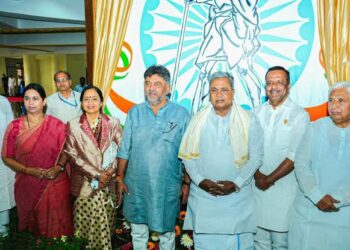 ಗಾಂಧಿ ಭಾರತ ಕಾರ್ಯಕ್ರಮದಲ್ಲಿ ಸಿಎಂ, ಡಿಸಿಎಂ ತ್ಯಾಗದ ಮಾತು..!