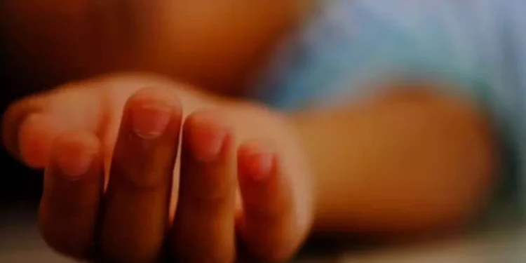 ಬಂದೂಕಿನಲ್ಲಿ ಆಟವಾಡುತ್ತಿದ್ದ 3 ವರ್ಷದ ಮಗು ಸಾವು – ಆಕಸ್ಮಿಕವಾಗಿ ಮಿಸ್ ಫೈರಿಂಗ್..!