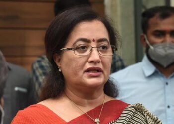 ಮಂಡ್ಯ ಬಾಲಕಿ ಮೇಲೆ ಸಾಮೂಹಿಕ ಅತ್ಯಾಚಾರ – ಮಾಜಿ ಸಂಸದೆ ಸುಮಲತಾಬ್ತೀವ್ರ ಕಳವಳ ! 