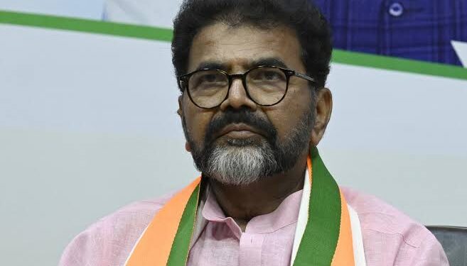 ಸಿಎಂ ಸಿದ್ದರಾಮಯ್ಯ ಜೈಲಿಗೆ ಹೋಗೋದನ್ನು ಯಾರಿಂದಲೂ ತಪ್ಪಿಸಲು ಸಾಧ್ಯವಿಲ್ಲ : ಛಲವಾದಿ ನಾರಾಯಣಸ್ವಾಮಿ 