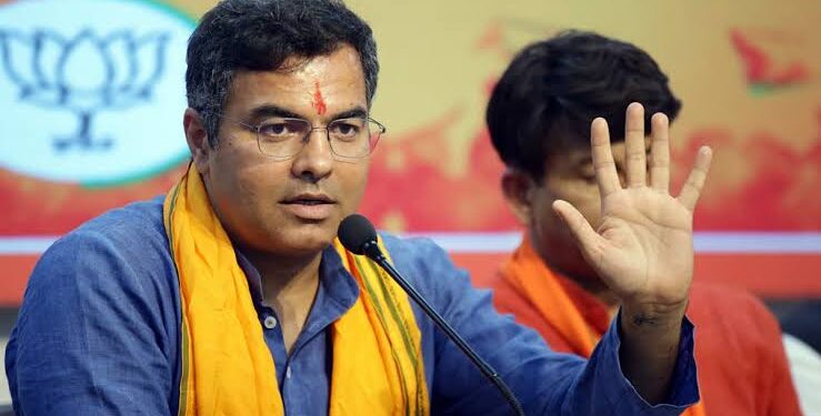 ದೆಹಲಿ ನೂತನ ಸಿಎಂ ಪದಗ್ರಹಣಕ್ಕೆ ಕೌಂಟ್ ಡೌನ್ ! ಫೆಬ್ರವರಿ 19ಕ್ಕೆ ಮುಹೂರ್ತ ಫಿಕ್ಸ್..?! 