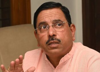 ಮೈಸೂರು ಗಲಭೆ ಒಂದು ಪೂರ್ವ ನಿಯೋಜಿತ ಕೃತ್ಯ – ಕೇಂದ್ರ ಸಚಿವ ಪ್ರಹ್ಲಾದ್ ಜೋಶಿ ಹಿಸ ಬಾಂಬ್ !