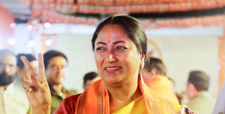 ಶಾಸಕಿಯಾದ ಮೊದಲ ಬಾರಿಗೆ ಸಿಎಂ ಪಟ್ಟಕ್ಕೇರಿದ ರೇಖಾ ಗುಪ್ತ ಯಾರು ಗೊತ್ತಾ..?!