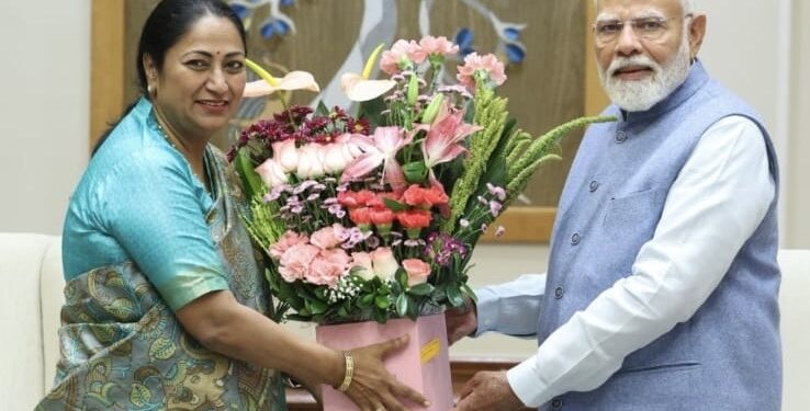 ಪ್ರಧಾನಿ ಮೋದಿಯನ್ನು ಭೇಟಿಯಾದ ದೆಹಲಿ ನೂತನ ಸಿಎಂ..! ಜನರ ಏಳ್ಗೆಗೆ ಡಬಲ್ ಇಂಜಿನ್ ಸರ್ಕಾರ ಬದ್ಧ : ರೇಖಾ ಗುಪ್ತಾ 