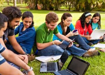 ಭಾರತದ ಶಿಕ್ಷಣ ಕ್ಷೇತ್ರಕ್ಕೆ ಬಜೆಟ್ ಹೆಚ್ಚಳ: ಗುಣಮಟ್ಟ ಮತ್ತು ಮೂಲಸೌಕರ್ಯ ವಿಸ್ತರಣೆಗೆ ಮಹತ್ವದ ಹೆಜ್ಜೆ