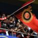 IPL ಪಂದ್ಯಗಳ ಟಿಕೆಟ್ ದರ ಕಡಿಮೆ ಮಾಡಿ – ಫ್ರಾಂಚೈಸಿ ಗೆ RCB ಅಭಿಮಾನಿಗಳ ಆಗ್ರಹ