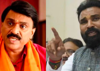 ಅಮಿತ್ ಶಾ ಭೇಟಿಯಾದ ಜನಾರ್ದನ ರೆಡ್ಡಿ..! ರಾಮುಲು – ರೆಡ್ಡಿ ಸಮರಕ್ಕೆ ಹೊಸ ಟ್ವಿಸ್ಟ್ ..?!