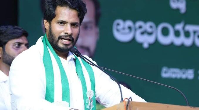 ಮನಬಿಚ್ಚಿ ಮಾತನಾಡಿದ ನಿಖಿಲ್ ..! ಮತ್ತೆ ಚುನಾವಣೆಗೆ ನಿಲ್ಲುವ ಸುಳಿವು ಕೊಟ್ರಾ..?!