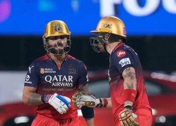 DC ವಿರುದ್ಧ ಆರಂಭದಲ್ಲೇ ಅಬ್ಬರಿಸಿದ RCB – ಚಿನ್ನಸ್ವಾಮಿಯಲ್ಲಿ ಹೊಸ ದಾಖಲೆ ಬರೆದ ರಾಯಲ್ ಪ್ಲೇಯರ್ಸ್