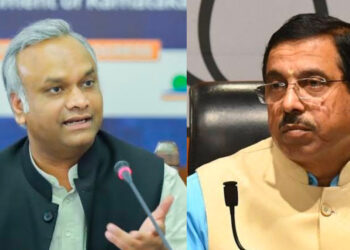 ದಲಿತರು ಹಿಂದೂಗಳಲ್ಲ..?! RSS & BJP ಒಳ ಮರ್ಮ ಬಹಿರಂಗ – ಪ್ರಹ್ಲಾದ್ ಜೋಶಿ ವಿರುದ್ಧ ಪ್ರಿಯಾಂಕ್ ಖರ್ಗೆ ವಾಗ್ದಾಳಿ !