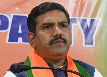 ಬಿಜೆಪಿ ಕಾರ್ಯಕರ್ತ ವಿನಯ್ ಸೋಮಯ್ಯ ಆತ್ಮಹತ್ಯೆ – ಕಾಂಗ್ರೆಸ್ ಸರ್ಕಾರದ ವಿರುದ್ಧ ವಿಜಯೇಂದ್ರ ಕಿಡಿ !