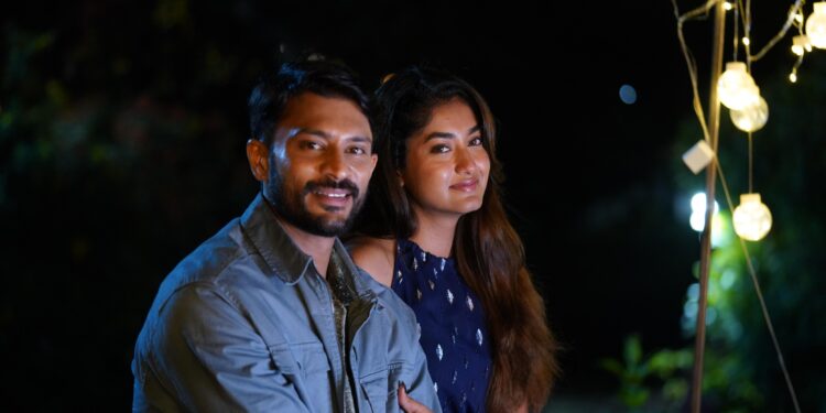 ದೂರ ತೀರ ಯಾನ”ದ ಮೊದಲ ಪ್ರೇಮಗೀತೆಗೆ ಮೆಚ್ಚುಗೆಯ ಸುರಿಮಳೆ ..