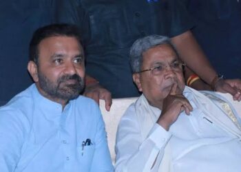 ಸಿಎಂ ಕನ್ನಡಿಗರನ್ನು ಕರೆತಂದರೂ ಶ್ಲಾಘನೆ ಇಲ್ಲ.. ಬರೀ ಟೀಕೆ..