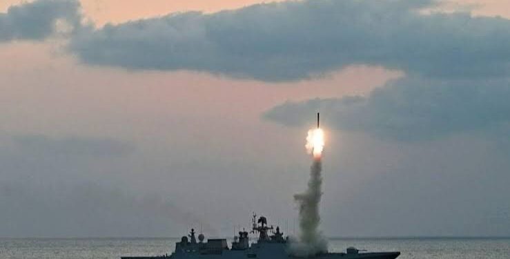 ಕರಾಚಿ ಬಂದರು..ಲಾಹೋರ್ ಏರ್ ಪೋರ್ಟ್..ಎಲ್ಲಾ ಉಡೀಸ್ ! ಭಾರತದ ಪರಾಕ್ರಮಕ್ಕೆ ಪಾಕಿಸ್ತಾನ ಕಕ್ಕಾಬಿಕ್ಕಿ !