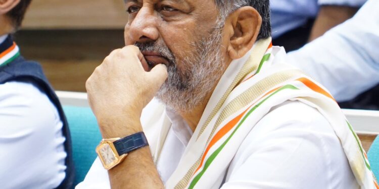 DK Shivakumar: ಅವಕಾಶ ಸಿಕ್ಕರೆ ಸಾರಿಗೆ ನೌಕರರ ಬೇಡಿಕೆ ಈಡೇರಿಸಲಾಗುವುದು, ಹಠ ಹಿಡಿಯದೇ ಸಹಕರಿಸಿ: ಡಿಸಿಎಂ ಡಿ.ಕೆ. ಶಿವಕುಮಾರ್ ಮನವಿ