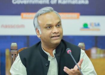 ಐಟಿ..ಇಡಿ..ಸಿಬಿಐ ಏನಾದರೂ ಮಾಡಲಿ, ನಾವು ಕಾನೂನು ಪಾಲನೆ ಮಾಡುತ್ತಿದ್ದೇವೆ : ಪ್ರಿಯಾಂಕ ಖರ್ಗೆ 