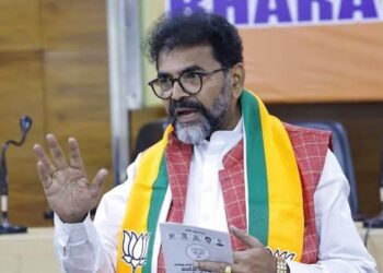 ಒಳಮೀಸಲಾತಿ ಜನರ ಪರವಾಗಿಲ್ಲ – ರಾಜಕೀಯ ಲಾಭವಷ್ಟೇ ಉದ್ದೇಶ : ಛಲವಾದಿ ನಾರಾಯಣಸ್ವಾಮಿ