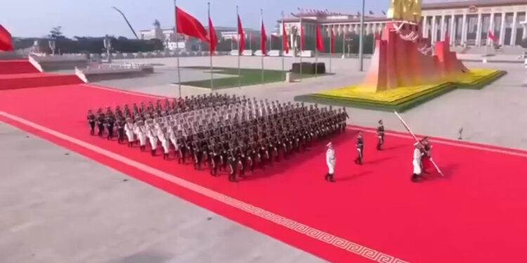 ಅಮೆರಿಕಾಗೆ ಚೀನಾ ನೇರ ಎಚ್ಚರಿಕೆ – ಚೀನಾ ವಿಮೋಚನಾ ದಿನಾಚರಣೆಯಲ್ಲಿ ಶಕ್ತಿ ಪ್ರದರ್ಶನ ಮಾಡಿದ ಡ್ರ್ಯಾಗನ್