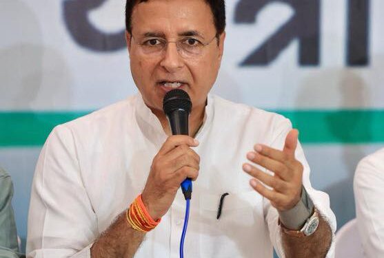 ಕರ್ನಾಟಕ ಎಐಸಿಸಿ ಉಸ್ತುವಾರಿ ಸುರ್ಜೆವಾಲರಿಂದ ಕಾಂಗ್ರೆಸ್ ಶಾಸಕರಿಗೆ ಕ್ಲಾಸ್ !