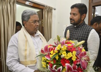 ಮುಖ್ಯಮಂತ್ರಿಗಳಿಗೆ ಅಭಿನಂದನೆ ಸಲ್ಲಿಸಿದ ಕಿಯೋನಿಕ್ಸ್ ಅಧ್ಯಕ್ಷ ಶರತ್ ಬಚ್ಚೇಗೌಡರು