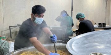 ಹೊಸಕೋಟೆಗೆ ಬಿರಿಯಾನಿ ತಿನ್ನಲು ಹೋದವರ ಸುಲಿಗೆ..