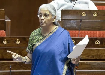 ಲಾಕ್‌ಡೌನ್: “ಇದು ಭಾರತದಲ್ಲಲ್ಲ, ಪಾಕಿಸ್ತಾನದಲ್ಲಿ ನಡೆಯುತ್ತಿದೆ” – ನಿರ್ಮಲಾ ಸೀತಾರಾಮನ್